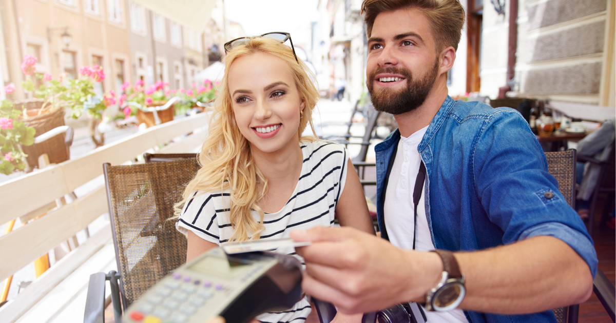 WHAT’S THE RIGHT CUSTOMER EXPERIENCE FOR YOUR BRAND?